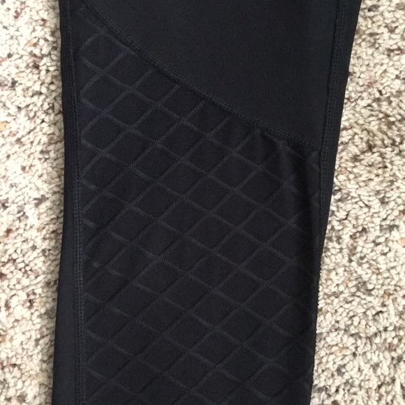 Black workout pants - Picture 3 of 5